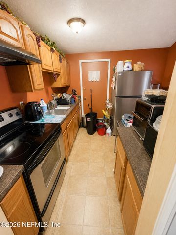 5924 CHARLES D EVERS Drive, Jacksonville, FL 32219