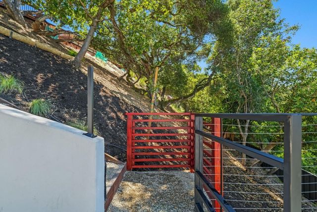 3288 Oak Court, Belmont, CA 94002