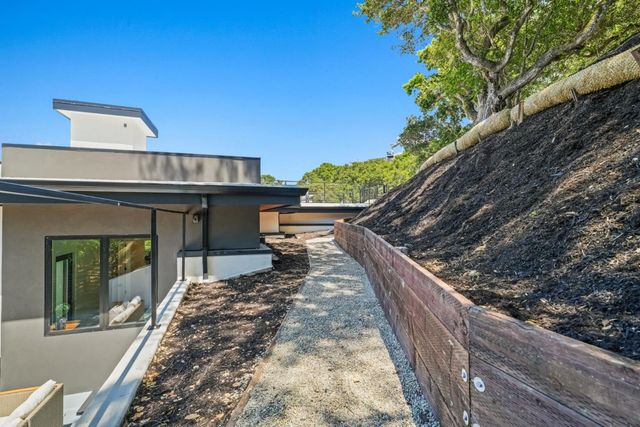 3288 Oak Court, Belmont, CA 94002