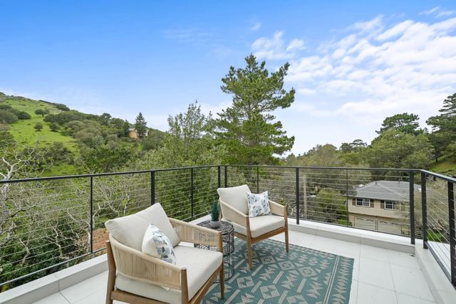 3288 Oak Court, Belmont, CA 94002