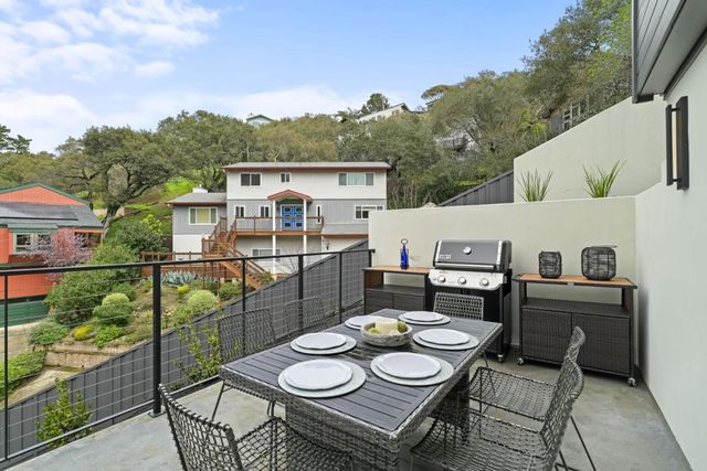 3288 Oak Court, Belmont, CA 94002
