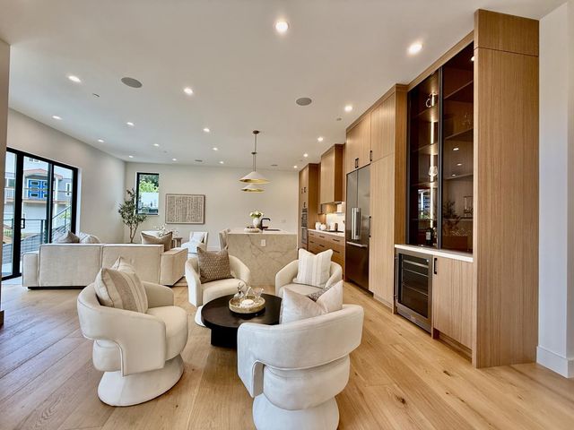 3288 Oak Court, Belmont, CA 94002