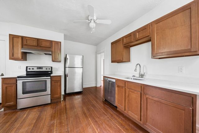 1000 Davis AVENUE, Brighton Heights, PA 15212