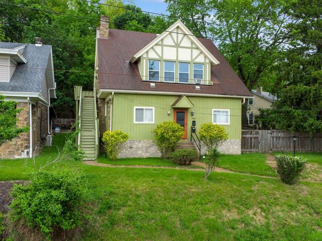 1000 Davis AVENUE, Brighton Heights, PA 15212