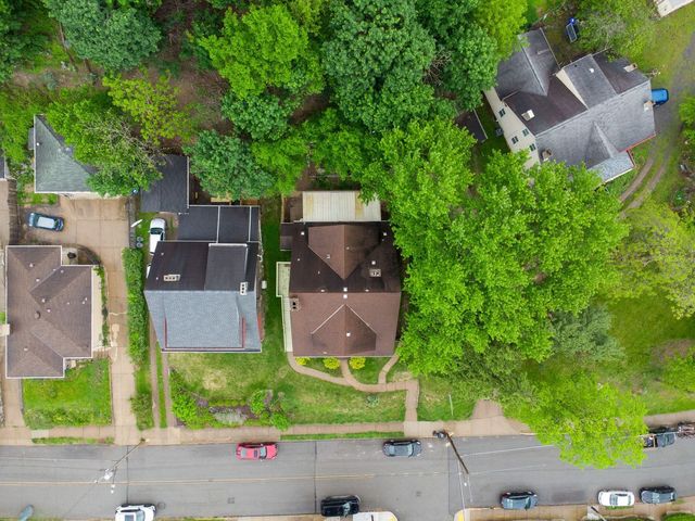 1000 Davis AVENUE, Brighton Heights, PA 15212