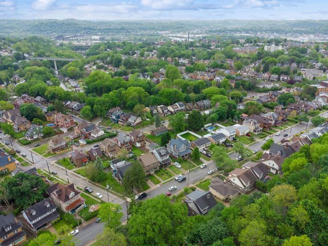 1000 Davis AVENUE, Brighton Heights, PA 15212