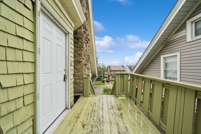 1000 Davis AVENUE, Brighton Heights, PA 15212