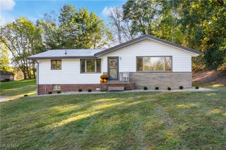 12128 Barrs Street SW, Massillon, OH 44647