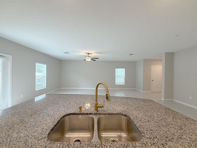 2122 STELLAR BRILLIANCE WAY, Lutz, FL 33558