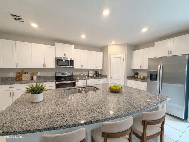 2122 STELLAR BRILLIANCE WAY, Lutz, FL 33558