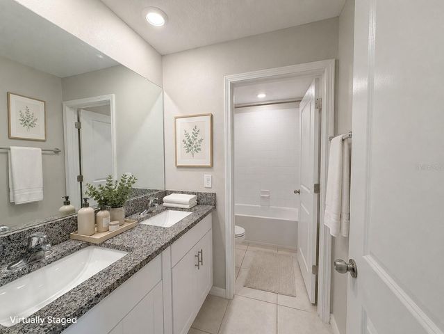 2122 STELLAR BRILLIANCE WAY, Lutz, FL 33558