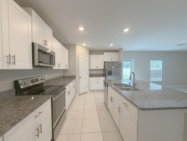 2122 STELLAR BRILLIANCE WAY, Lutz, FL 33558
