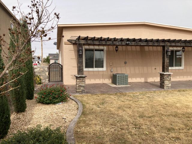 13162 Saker Drive, El Paso, TX 79928