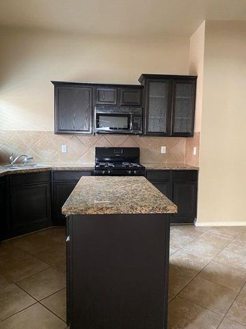 13162 Saker Drive, El Paso, TX 79928