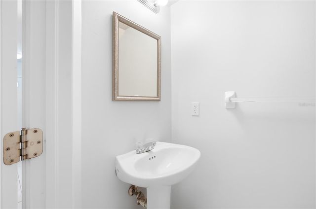 3731 W CASS STREET, Tampa, FL 33609