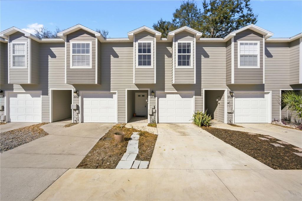 3731 W CASS STREET, Tampa, FL 33609