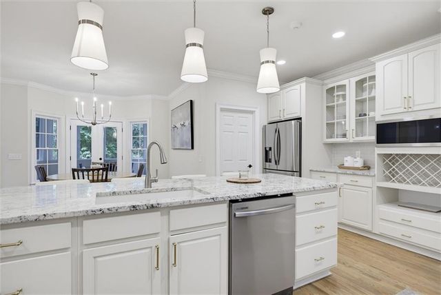 4544 Cavallon Way NW, Acworth, GA 30101
