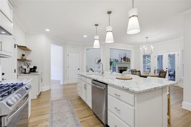 4544 Cavallon Way NW, Acworth, GA 30101