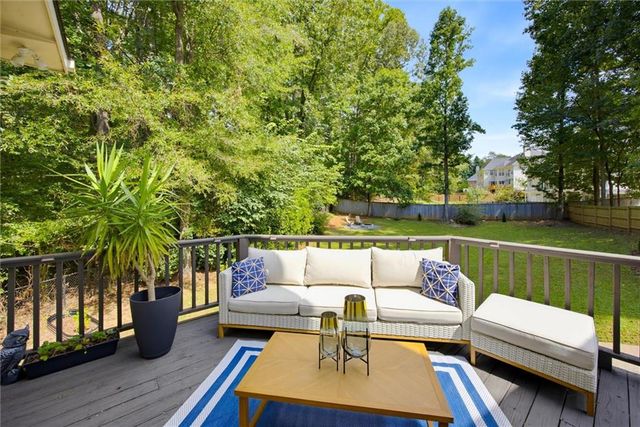 4544 Cavallon Way NW, Acworth, GA 30101