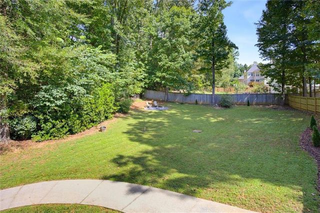 4544 Cavallon Way NW, Acworth, GA 30101