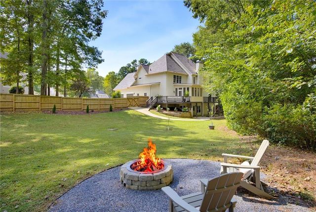 4544 Cavallon Way NW, Acworth, GA 30101