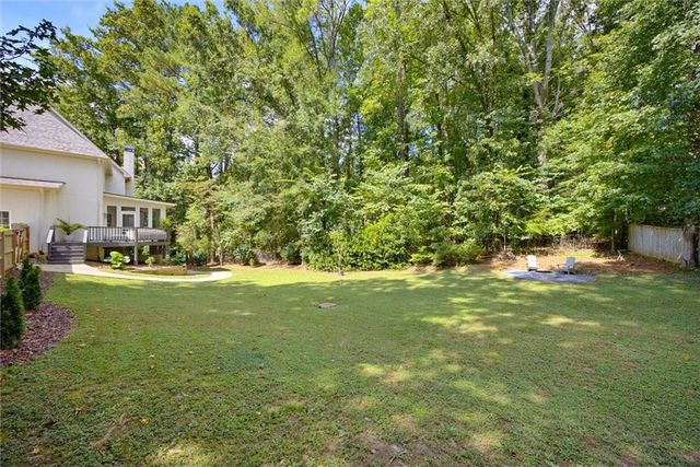 4544 Cavallon Way NW, Acworth, GA 30101