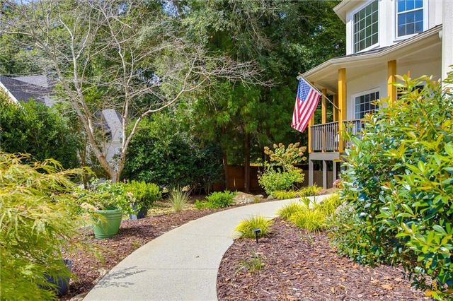 4544 Cavallon Way NW, Acworth, GA 30101