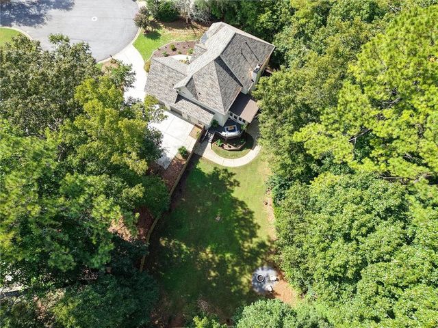 4544 Cavallon Way NW, Acworth, GA 30101