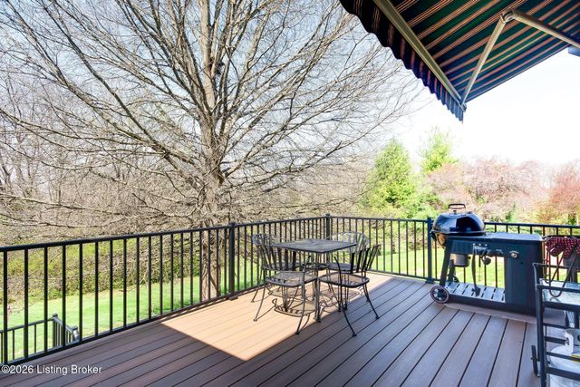 9307 Springbrooke Cir, Louisville, KY 40241