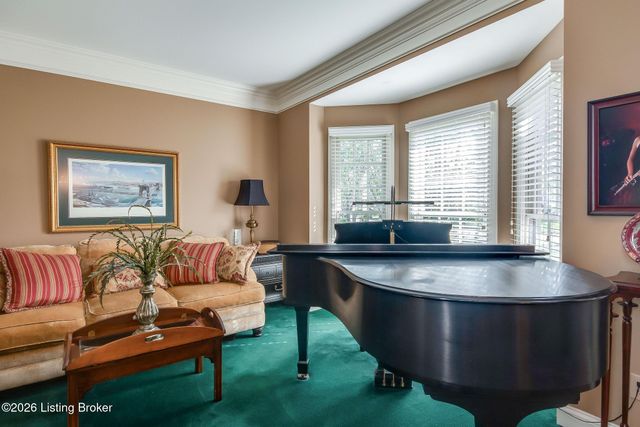 9307 Springbrooke Cir, Louisville, KY 40241