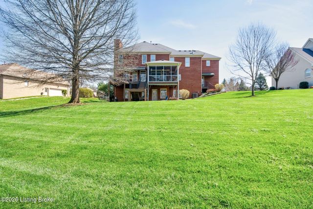 9307 Springbrooke Cir, Louisville, KY 40241