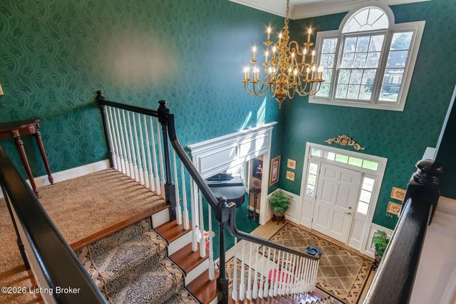 9307 Springbrooke Cir, Louisville, KY 40241