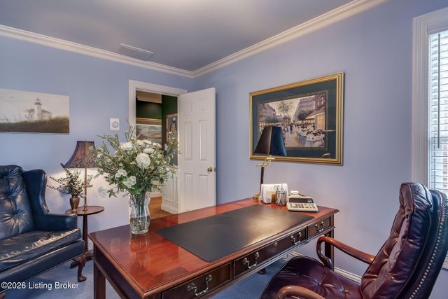 9307 Springbrooke Cir, Louisville, KY 40241