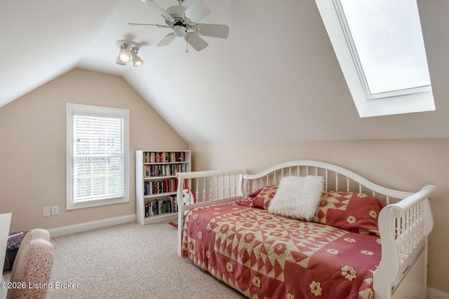 9307 Springbrooke Cir, Louisville, KY 40241