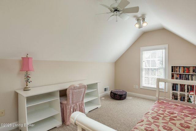 9307 Springbrooke Cir, Louisville, KY 40241