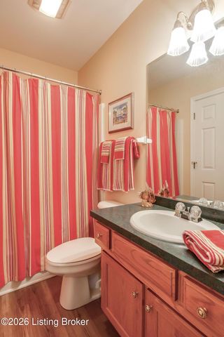 9307 Springbrooke Cir, Louisville, KY 40241