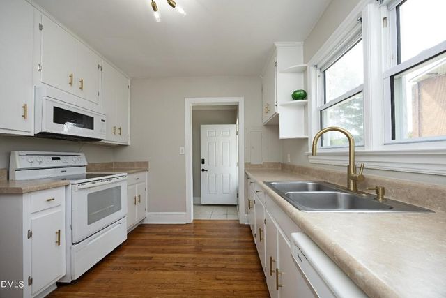 907 S 2nd Street, Smithfield, NC 27577