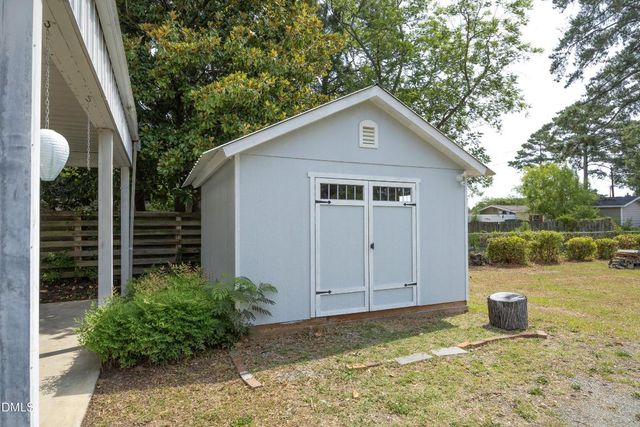 907 S 2nd Street, Smithfield, NC 27577