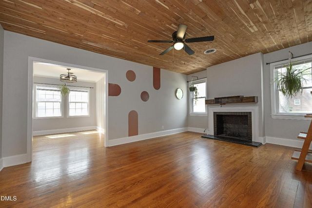 907 S 2nd Street, Smithfield, NC 27577
