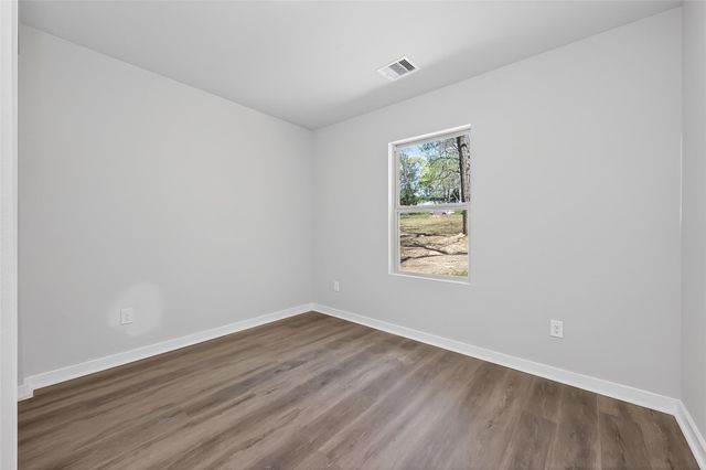 154 Lakeview Drive E, Livingston, TX 77351