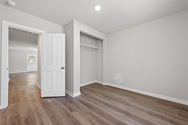 154 Lakeview Drive E, Livingston, TX 77351