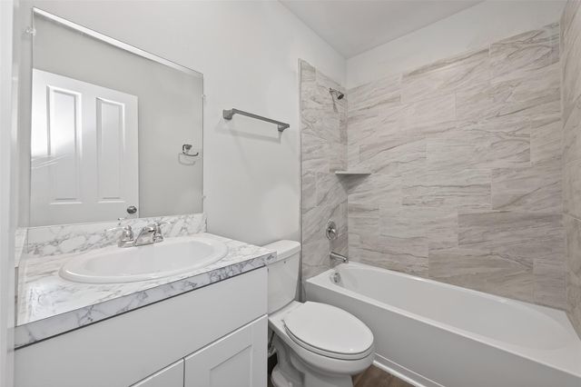 154 Lakeview Drive E, Livingston, TX 77351