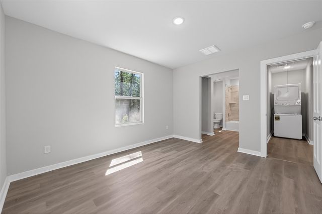 154 Lakeview Drive E, Livingston, TX 77351