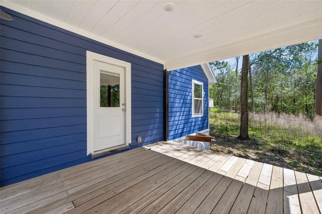 154 Lakeview Drive E, Livingston, TX 77351