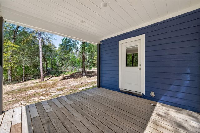 154 Lakeview Drive E, Livingston, TX 77351