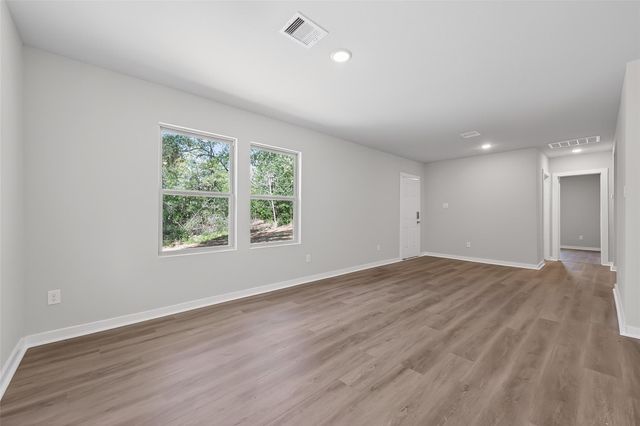 154 Lakeview Drive E, Livingston, TX 77351