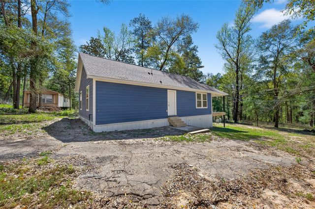 154 Lakeview Drive E, Livingston, TX 77351