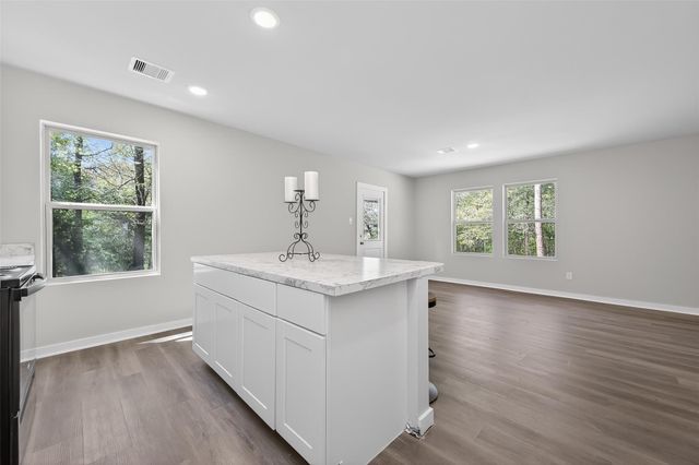 154 Lakeview Drive E, Livingston, TX 77351