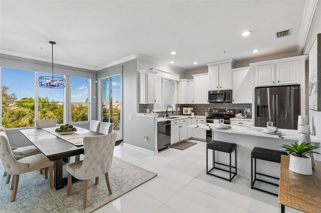 4326 SPINNAKER COVE LANE, Tampa, FL 33615