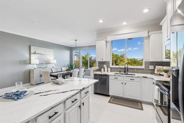 4326 SPINNAKER COVE LANE, Tampa, FL 33615